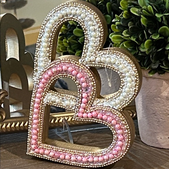 NEW! Elegant Vintage Inspired Pink & Cream Pearl Beaded Valentines Day Heart - Picture 4 of 4